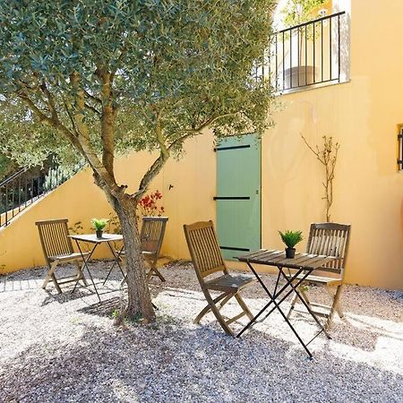 Studio Tout Confort Avec Parking Et Terrasse A Eze Village Kültér fotó