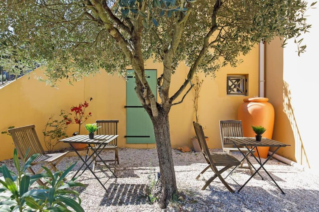 Studio Tout Confort Avec Parking Et Terrasse A Eze Village Kültér fotó